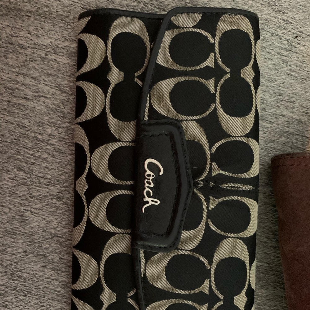 Coach wallet